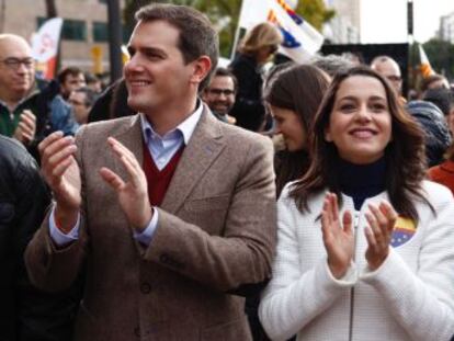 La candidata de Ciudadanos asegura en Tarragona que  ganar por primera vez al nacionalismo no es una utopía, es una realidad 