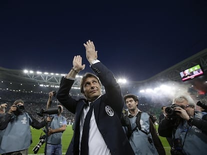 Conte celebra el t&iacute;tulo de la Serie A este a&ntilde;o.