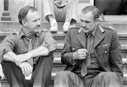 Gene Hackman y Sean Connery durante el rodaje de 'Un puente lejano' (1976). 