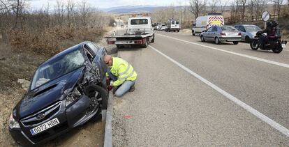 El vehículo donde viajaba un hombre de 39 años, fallecido en un accidente el pasado sábado.