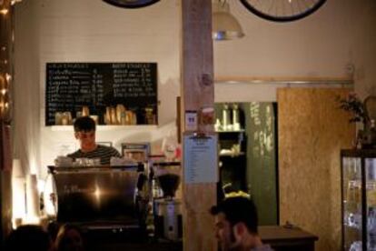 La máquina de Toma Café, en el barrio madrileño de Malasaña.