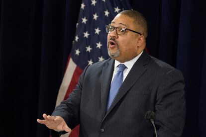 Manhattan District Attorney Alvin Bragg speaks at a press conference after the arraignment of former president Donald Trump in New York on April 4, 2023.