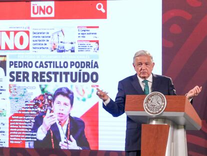 López Obrador habla sobre Perú, en mayo de 2023.