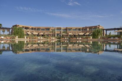 Exterior del aljibe privado de una de las villas del Mandarin Oriental Marrakech.