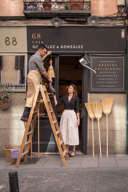 Javier Carrasco González y María Rosa Amor González, los creadores de Casa González & González.