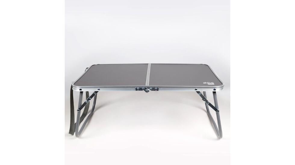 Esta mesa plegable es segura y estable.