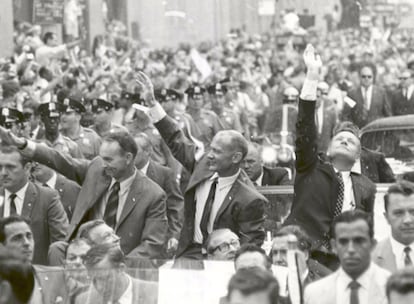 En la imagen, los tres astronautas del Apolo 11, durante el desfile de celebración en Nueva York.