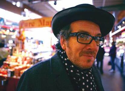 El cantante Elvis Costello actuará a finales de mes en España dentro de la gira de su último disco, <i>Momofuku. </i>