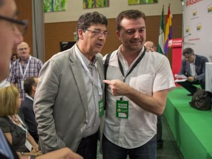 Diego Valderas y Antonio Ma&iacute;llo, en la asamblea de IU. 