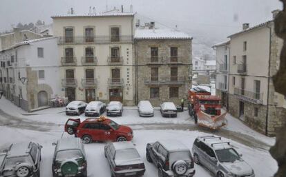 La nieve cubre Ares del Maestrat.