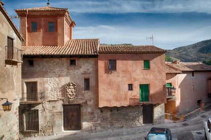 "Muchos en nuestro equipo han viajado a España y han encontrado inspiración en lo que vemos allí", aseguran desde Pantone. Imagen del Albarracín.