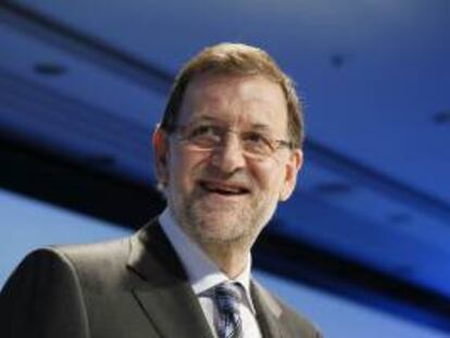 El presidente del Gobierno, Mariano Rajoy, expondrá hoy en Bruselas a la Comisión Europea que no va a detener el ritmo de las reformas económicas que está impulsando en España. EFE/Archivo