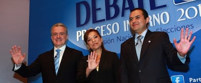 Los tres aspirantes a la candidatura del PAN (de izquierda a derecha) Santiago Creel, Josefina Vázquez Mota y Ernesto Cordero.