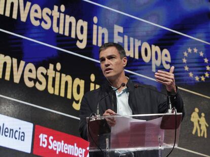 El secretario general del PSOE, Pedro Sanchez, durante su intervenci&oacute;n en Valencia. 
 