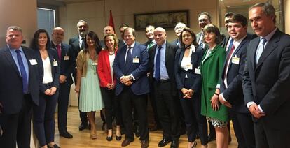 Las directivas de Cehat, las patronales tur&iacute;sticas y ABTA, tras la reuni&oacute;n celebrada esta ma&ntilde;ana en Madrid.