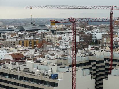 Construcción de vivienda nueva en Madrid.