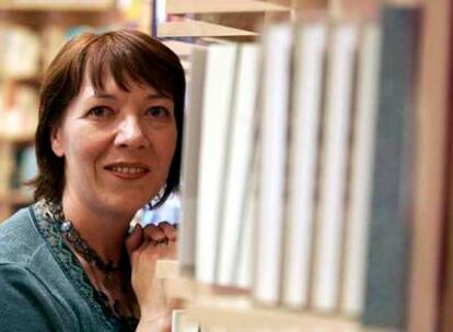 Diane Setterfield, en la librería Antonio Machado de Madrid.