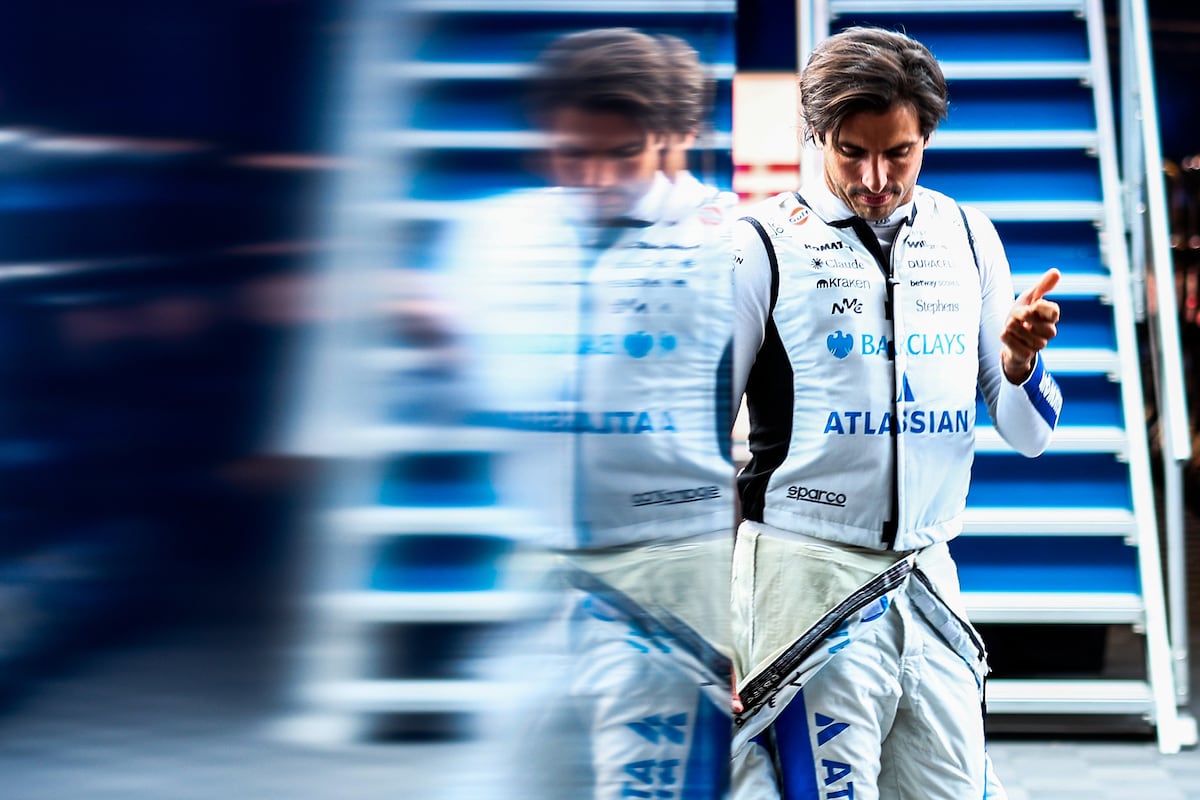 A Carlos Sainz se le acaba la paciencia