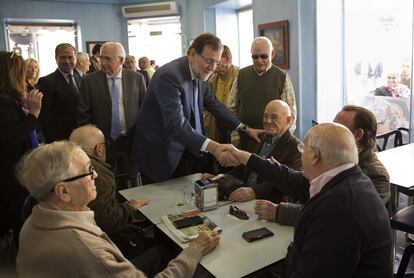 Mariano Rajoy durante la visita que ha realizado a Melilla, el pasado 3 de diciembre, en un acto de precampaña en el que también han intervenido el presidente de la ciudad, Juan José Imbroda, y la candidata al Congreso María del Carmen Dueñas.