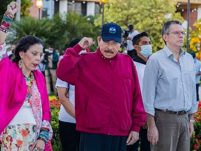 El presidente Daniel Ortega junto a su esposa y vicepresidenta, Rosario Murillo, este miércoles en Managua.