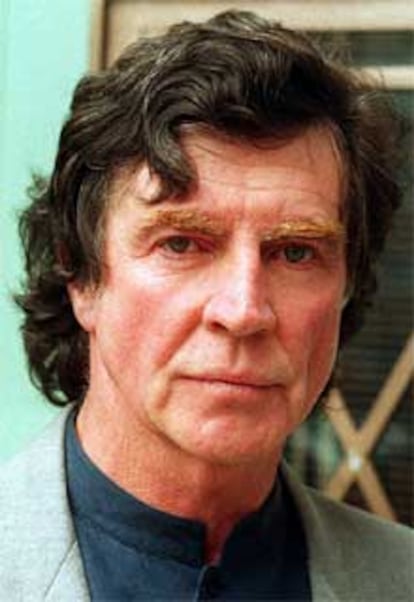 Alan Bates, en una foto realizada en 1994.