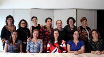 Algunas mujeres que participaron en el proceso de paz, en la presentación de un libro sobre sus vivencias.