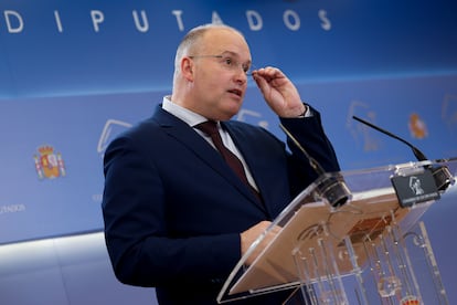 El portavoz del PP en el Congreso, Miguel Tellado, durante una rueda de prensa el pasado marzo.