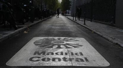 Señalización de Madrid Central, área donde se restringen las emisiones. 