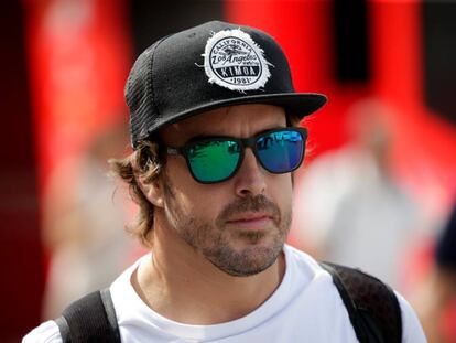 Fernando Alonso, a su llegada al circuito de Monza.