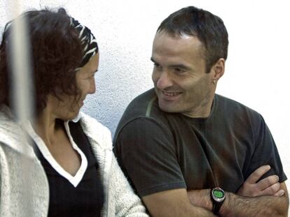 Los etarras Juan Antonio Olarra Guridi y Ainhoa Múgica Goñi, en 2007 durante un juicio en la Audiencia Nacional.