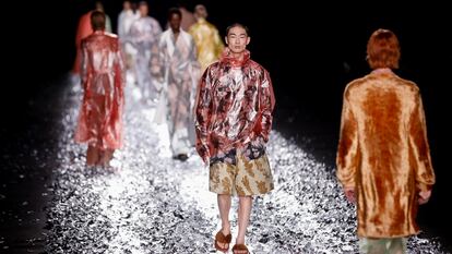 El último desfile de Dries Van Noten, el sábado en París.