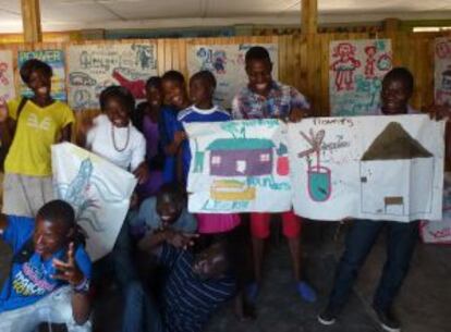 Algunos participantes del grupo de apoyo de MSF en Harare.