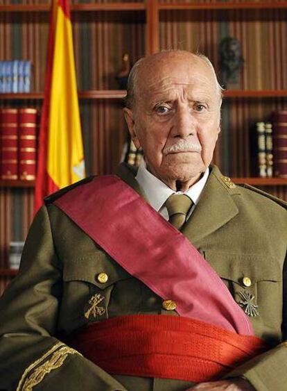 Manuel Alexandre, en el papel de Francisco Franco.