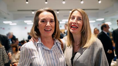 La secretaria general del PP, Cuca Gamarra, junto a la presidenta de la Junta de Extremadura, María Guardiola, en el Foro ABC de este viernes en Madrid.