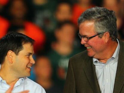 Los republicanos Rubio y Bush, en un acto en Miami en 2012.