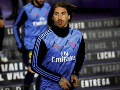 El futbolista del Real Madrid, Sergio Ramos, antes de un partido.