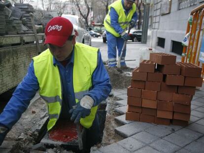 Trabajadores en una obra de Madrid