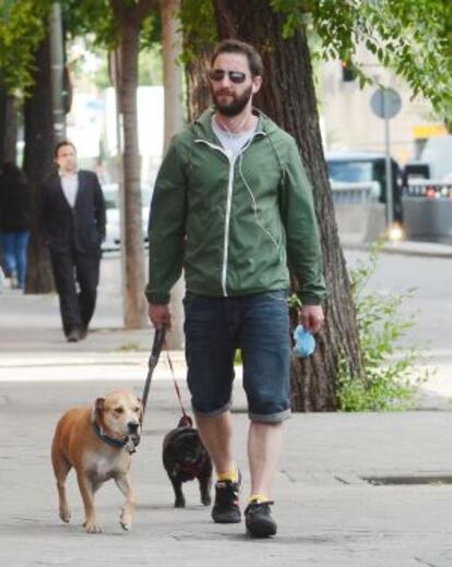 El actor Dani Rovira, el pasado miércoles, paseando por Madrid.