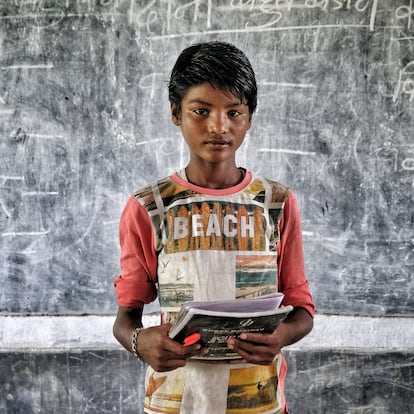 Roja, en su clase de la escuela pública Bhulli en Kora Harbans.