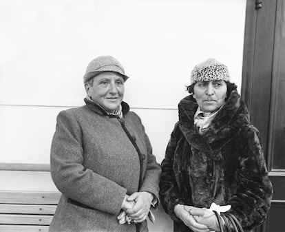 Janet Malcolm contó en 'Dos vidas' la historia de Gerturde Stein y Alice Toklas (en la imagen), dos judías lesbianas durante la II Guerra Mundial.   