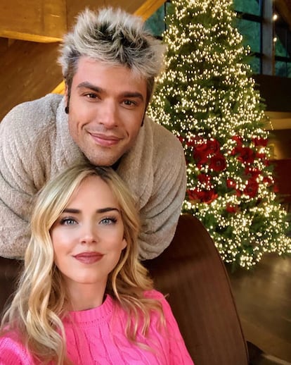 Chiara Ferragni y Fedez han pasado la Navidad con su hijo Leone. La 'influencer' y el rapero han compartido varias instantáneas para desearle felices fiestas a sus seguidores.