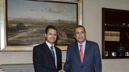 Enrique Pe&ntilde;a Nieto y Manlio Fabio Beltrones, en agosto de 2015.