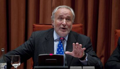 Antoni Fernández Teixidó, durante una comparecencia en el Parlament.
