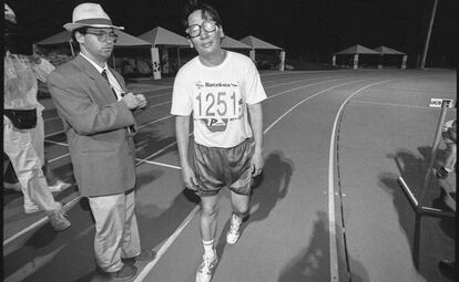 Pyambuu Tuul, tras finalizar el marat&oacute;n en Barcelona&#039;92.