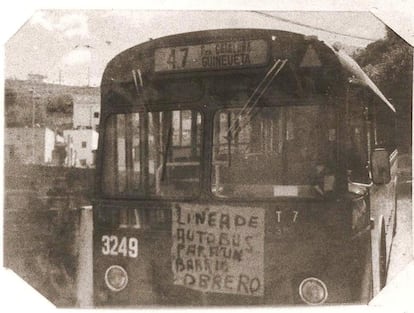 Imagen de archivo del 7 de mayo de 1978 con Manuel Vital secuestrando en el autobús 47.