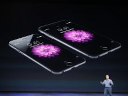 Phil Schiller, Vicepresidente de Apple en la presentaci&oacute;n de los nuevos tel&eacute;fonos de la multinacional.