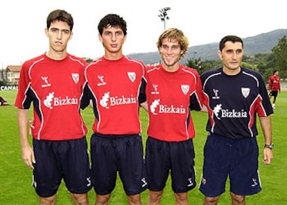 De izquierda a derecha, Iraola, Bordas, Jonan García y el técnico, Ernesto Valverde.