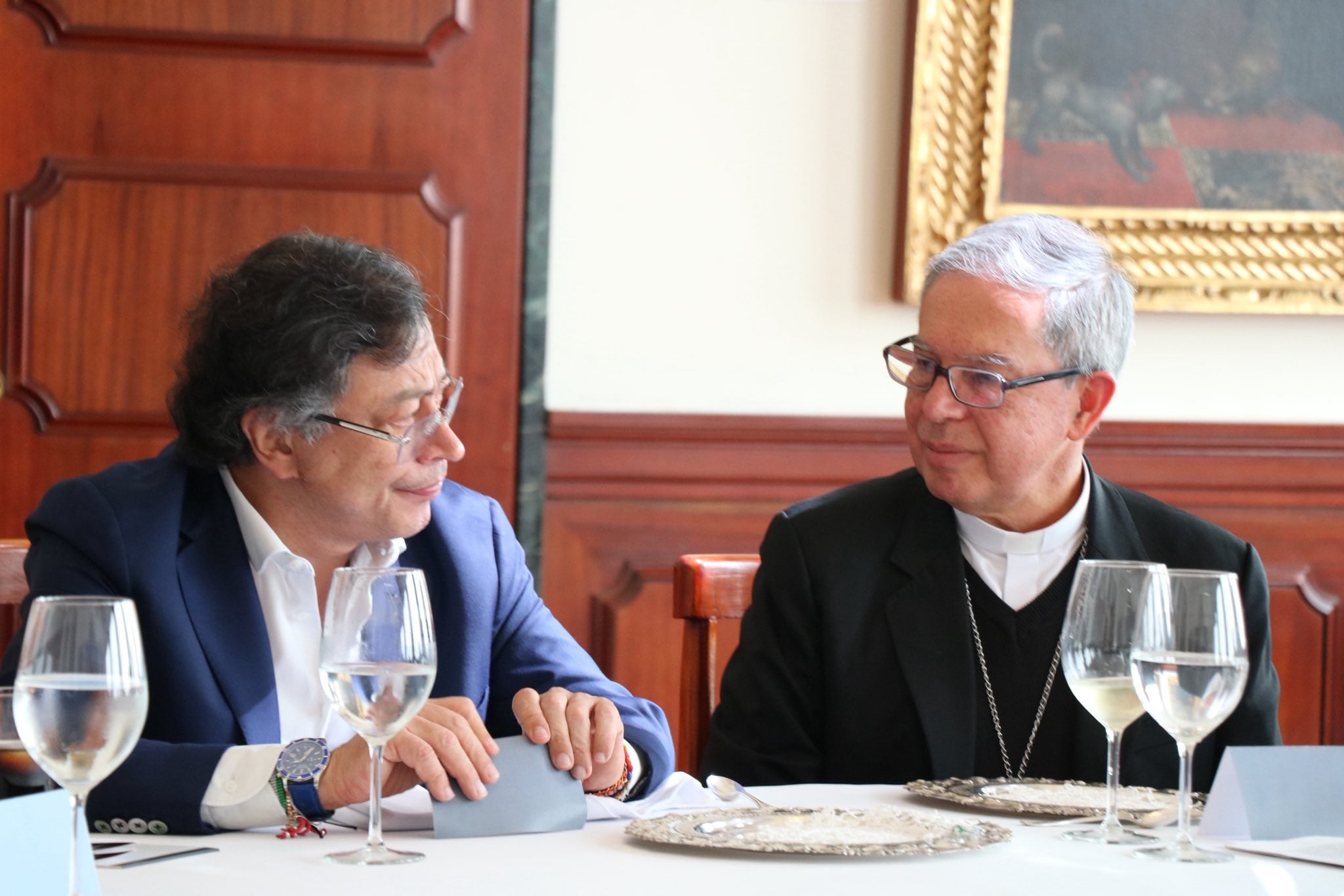 La Iglesia logra sentar a la mesa a Petro y Efraín Cepeda, presidente del Senado
