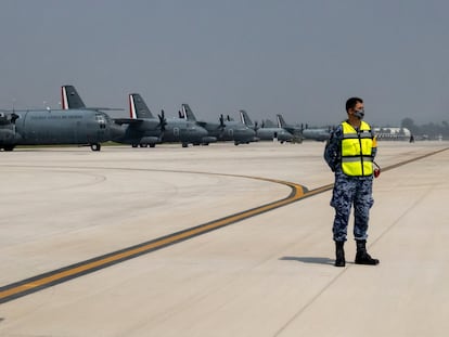 Aviones de la Fuerza Aérea mexicana en el Aeropuerto Internacional Felipe Ángeles.