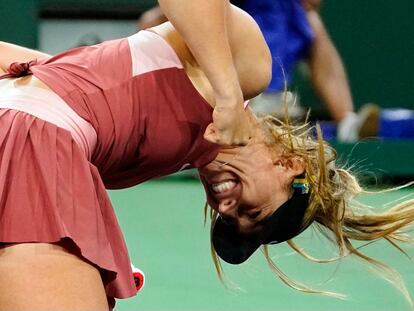 Badosa celebra su triunfo contra Fernandez, este miércoles en Indian Wells.